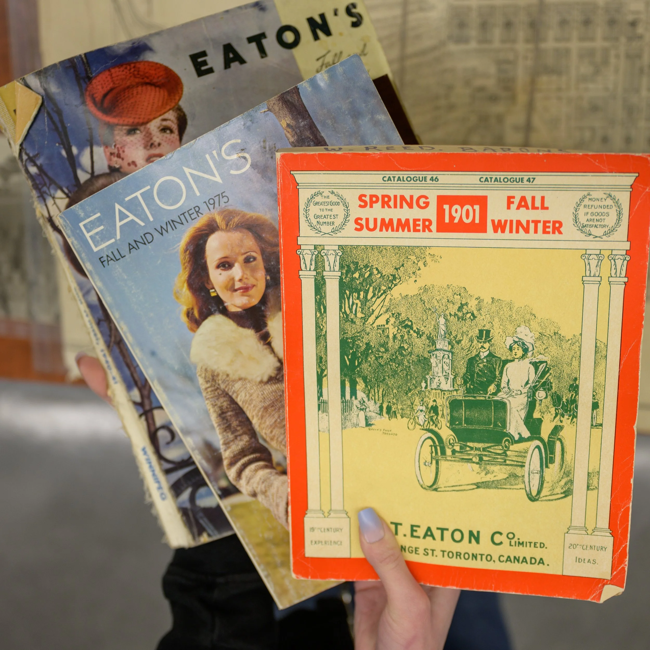 カナダ✨Eaton's百貨店✨1913-14年カタログ表紙✨複製絵葉書✨廃番品 The Eaton's Catalogue, 1907 | For some other Eaton's catalog… | Flickr